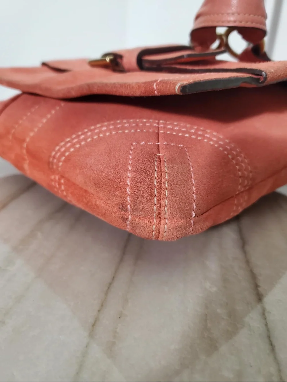 Coach Y2K SoHo Messenger Bag Coral Suede 8A21